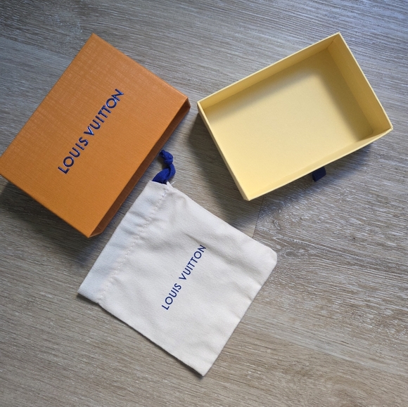 2pcs Louis Vuitton Orange and Yellow Accessory Box With Dust Bag - Picture 1 of 8